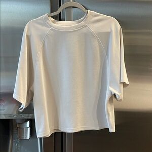 Athleta Cream Short Sleeve Seasoft Tee